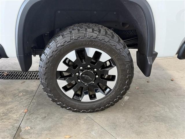 Chevrolet Silverado 2500HD 4WD Crew Cab 159" Custom 2020