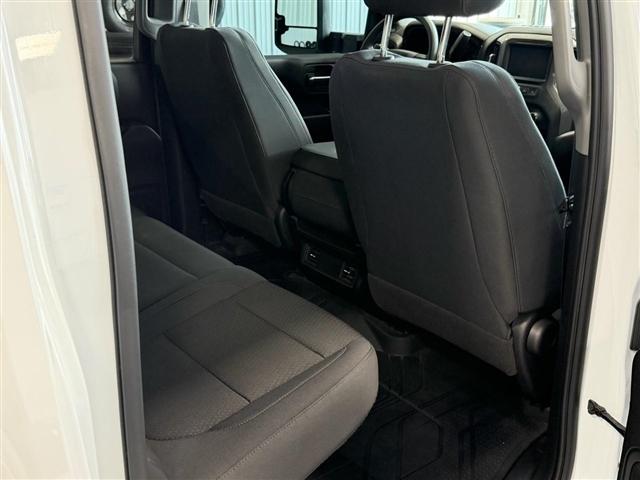 Chevrolet Silverado 2500HD 4WD Crew Cab 159" Custom 2020