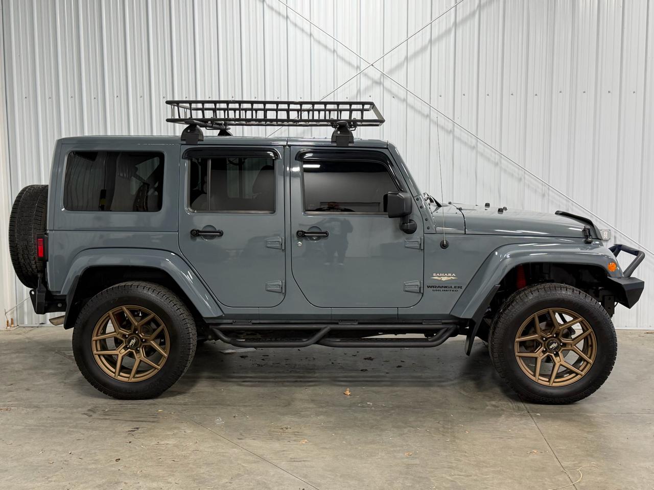 Jeep Wrangler Unlimited 4WD 4dr Sahara 2015