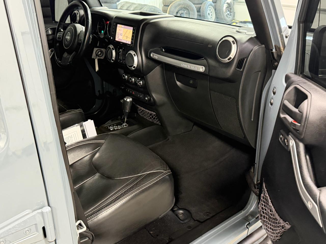 Jeep Wrangler Unlimited 4WD 4dr Sahara 2015