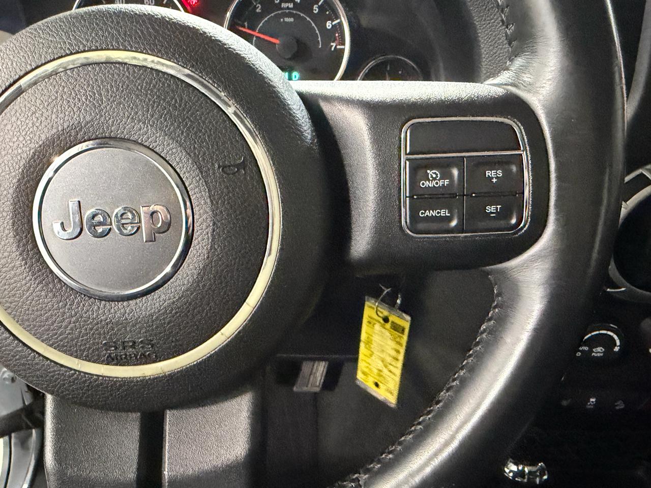 Jeep Wrangler Unlimited 4WD 4dr Sahara 2015