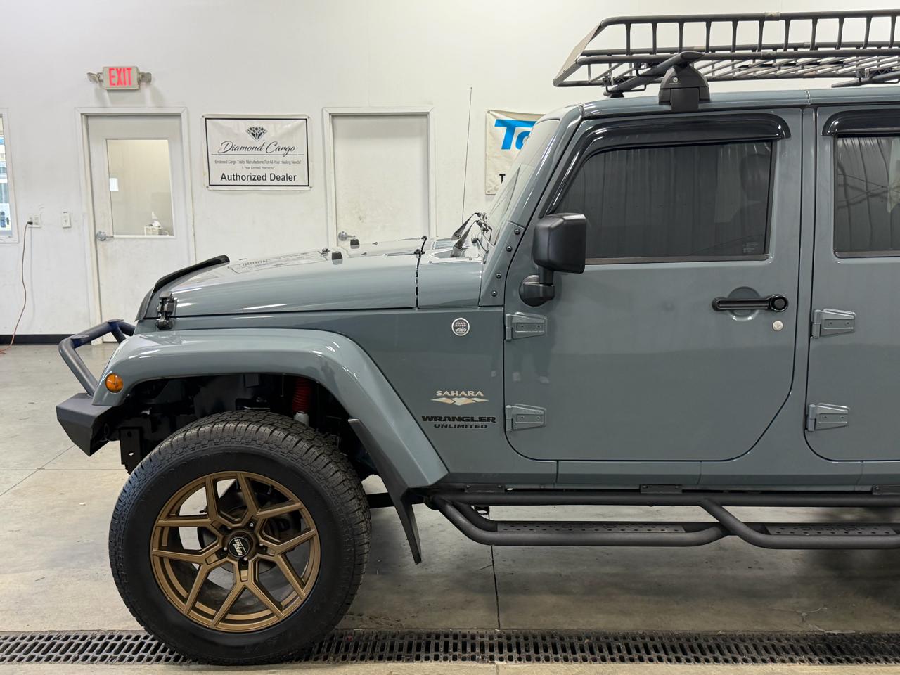Jeep Wrangler Unlimited 4WD 4dr Sahara 2015