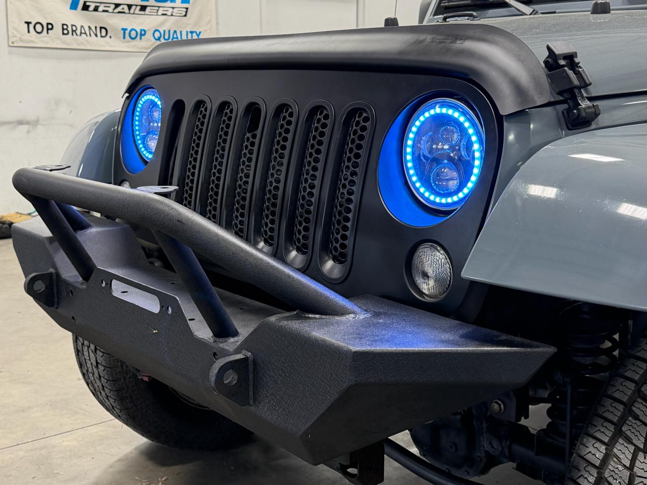 Jeep Wrangler Unlimited 4WD 4dr Sahara 2015