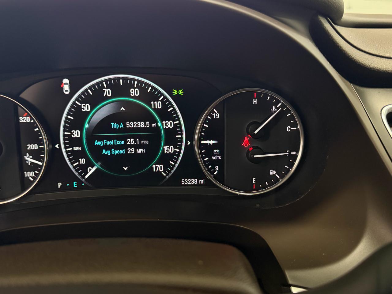 Buick LaCrosse 4dr Sdn Essence FWD 2019