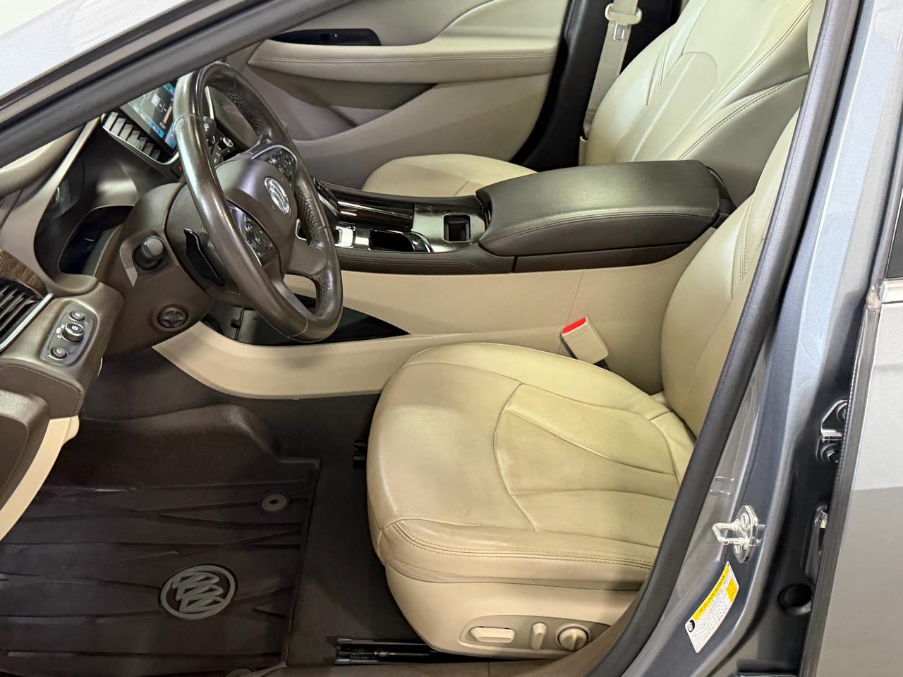 Buick LaCrosse 4dr Sdn Essence FWD 2019