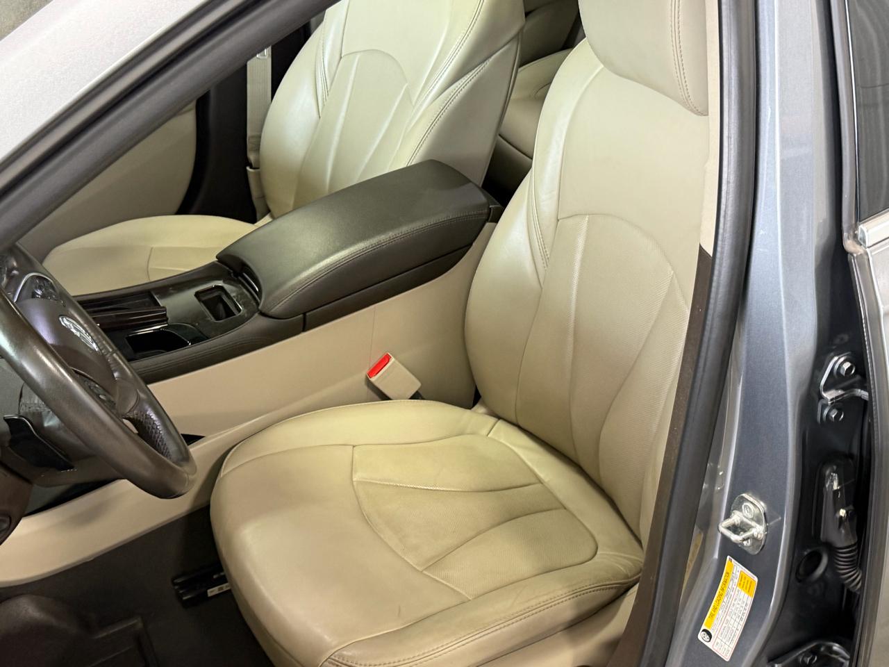 Buick LaCrosse 4dr Sdn Essence FWD 2019