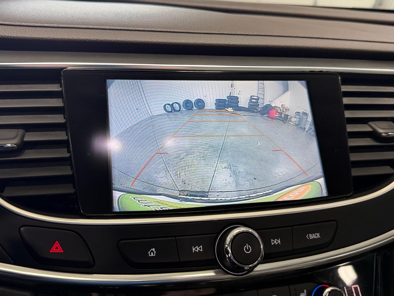 Buick LaCrosse 4dr Sdn Essence FWD 2019