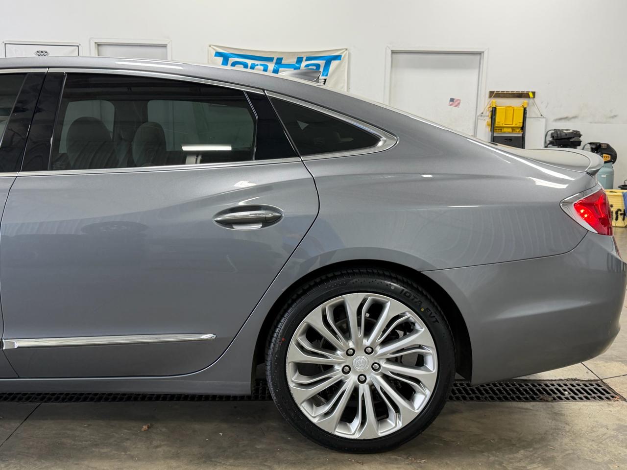 Buick LaCrosse 4dr Sdn Essence FWD 2019