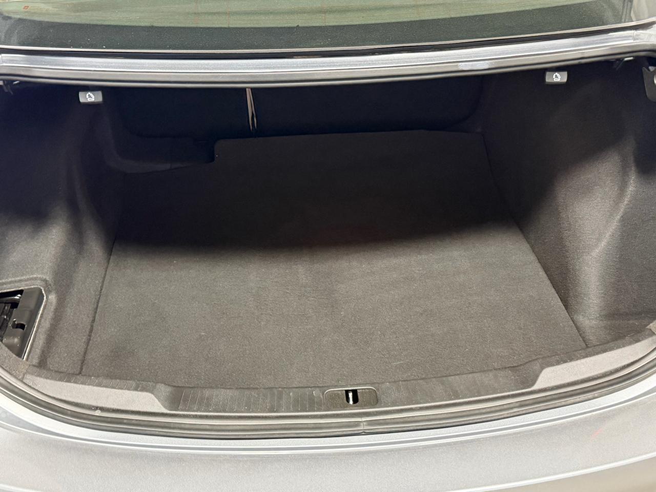 Buick LaCrosse 4dr Sdn Essence FWD 2019