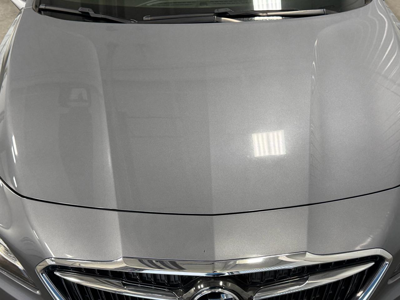 Buick LaCrosse 4dr Sdn Essence FWD 2019