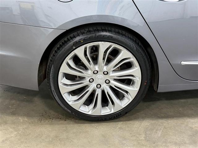 Buick LaCrosse 4dr Sdn Essence FWD 2019