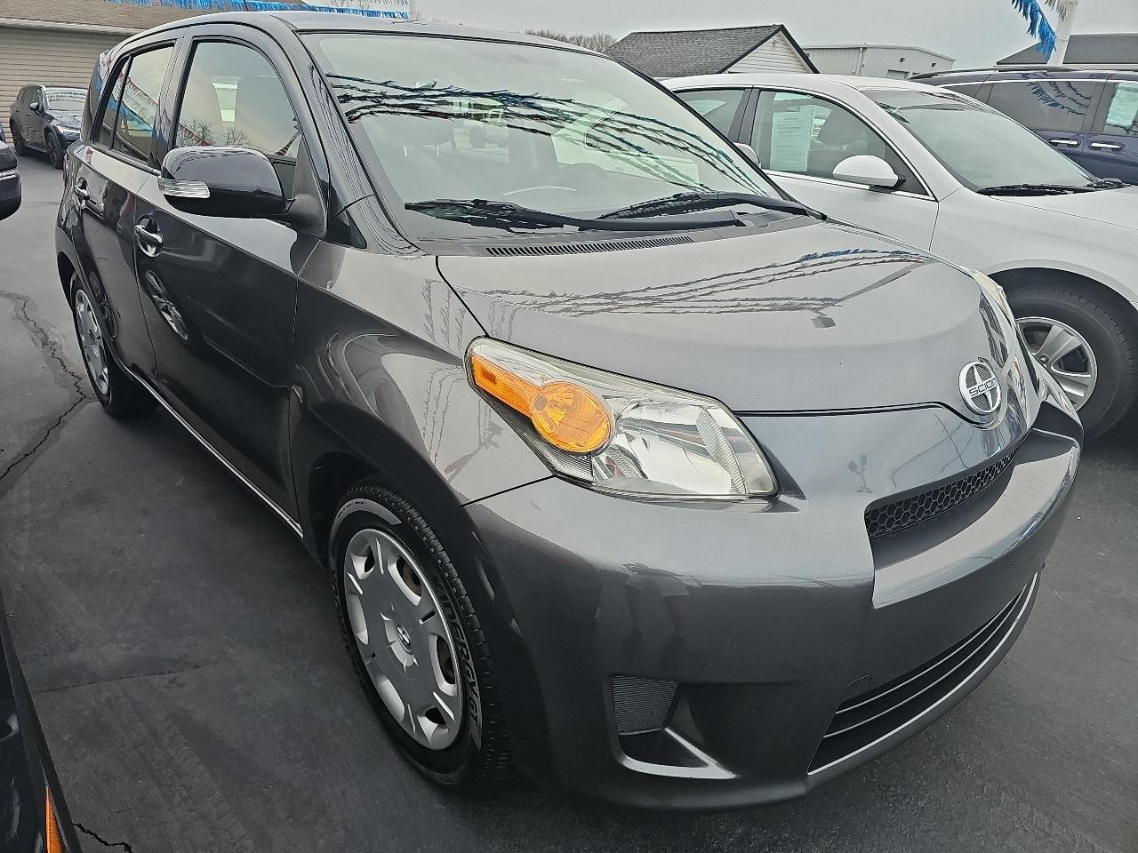 Scion xD 5dr HB Man (Natl) 2014