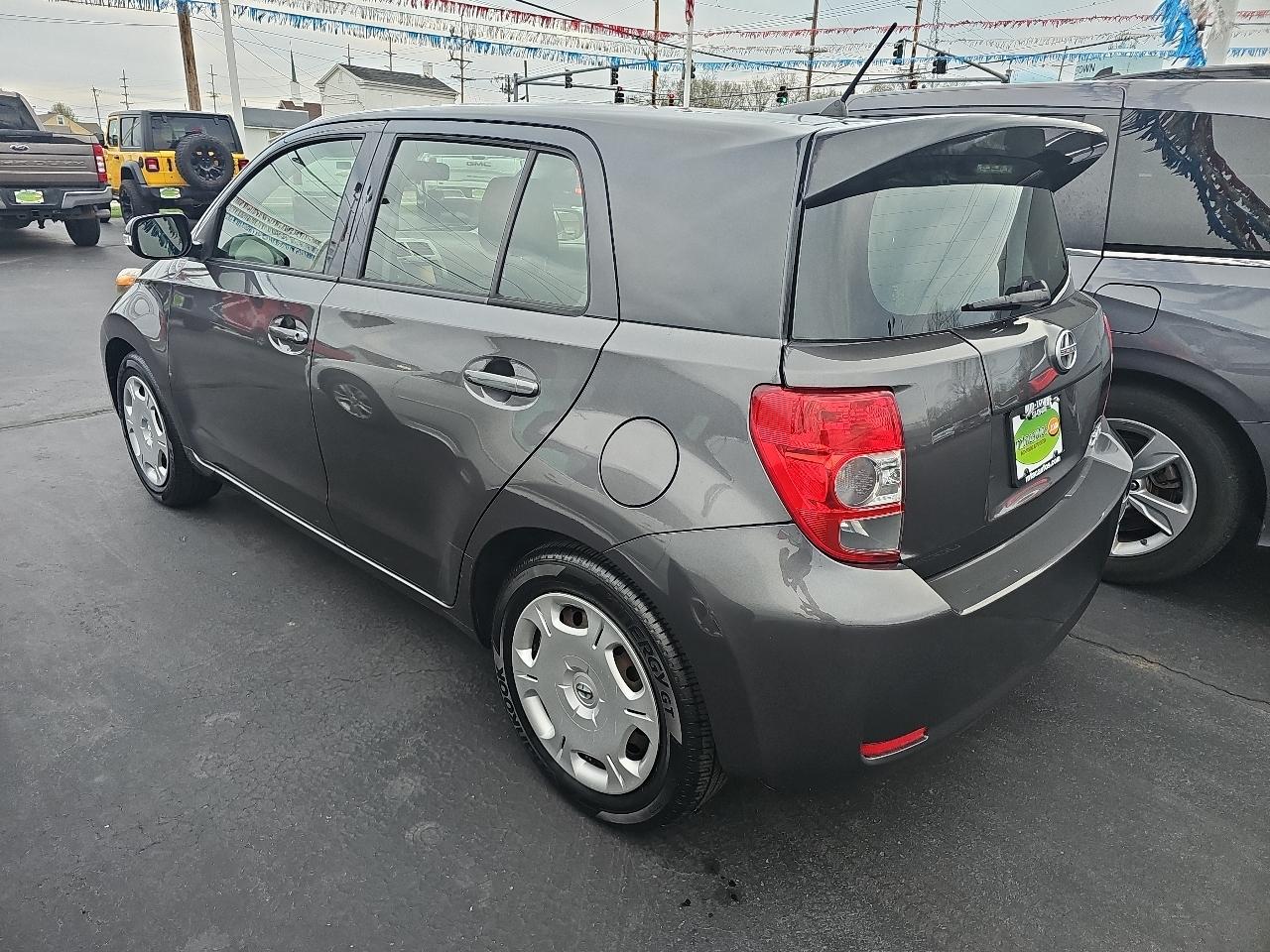 Scion xD 5dr HB Man (Natl) 2014