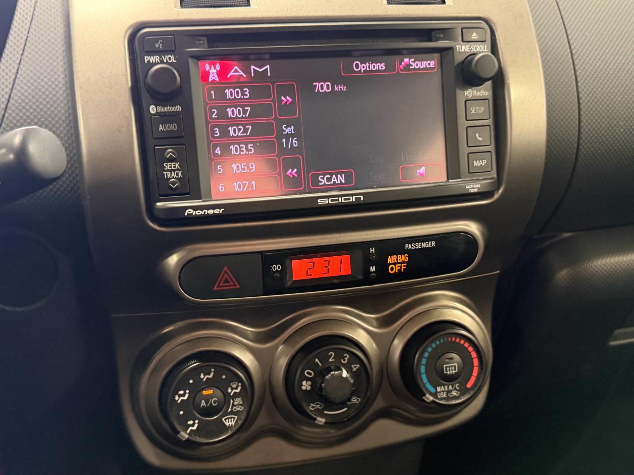 Scion xD 5dr HB Man (Natl) 2014