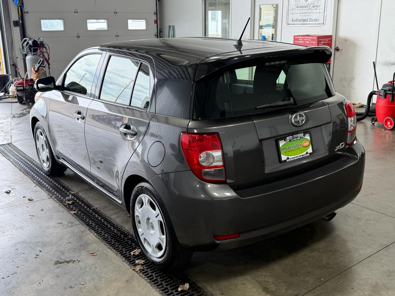 Scion xD 5dr HB Man (Natl) 2014