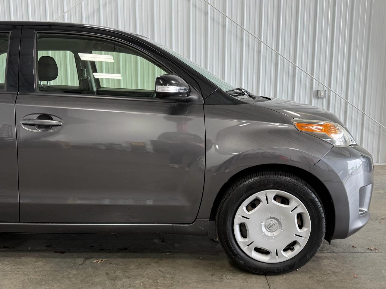 Scion xD 5dr HB Man (Natl) 2014