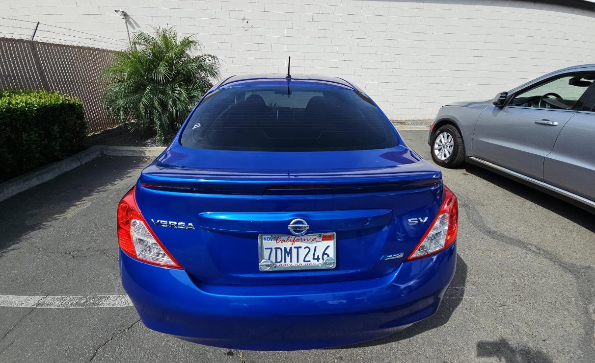 Nissan Versa 4dr Sdn CVT 1.6 SV 2014