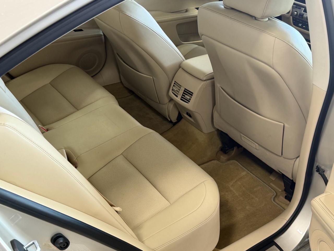 Lexus ES 350 4dr Sdn 2015