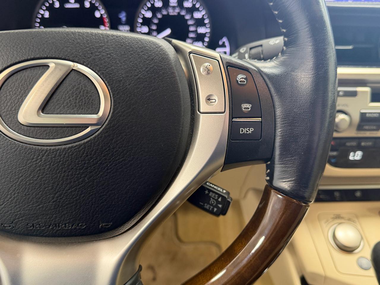 Lexus ES 350 4dr Sdn 2015