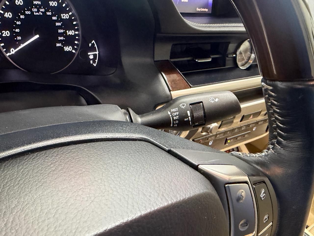 Lexus ES 350 4dr Sdn 2015