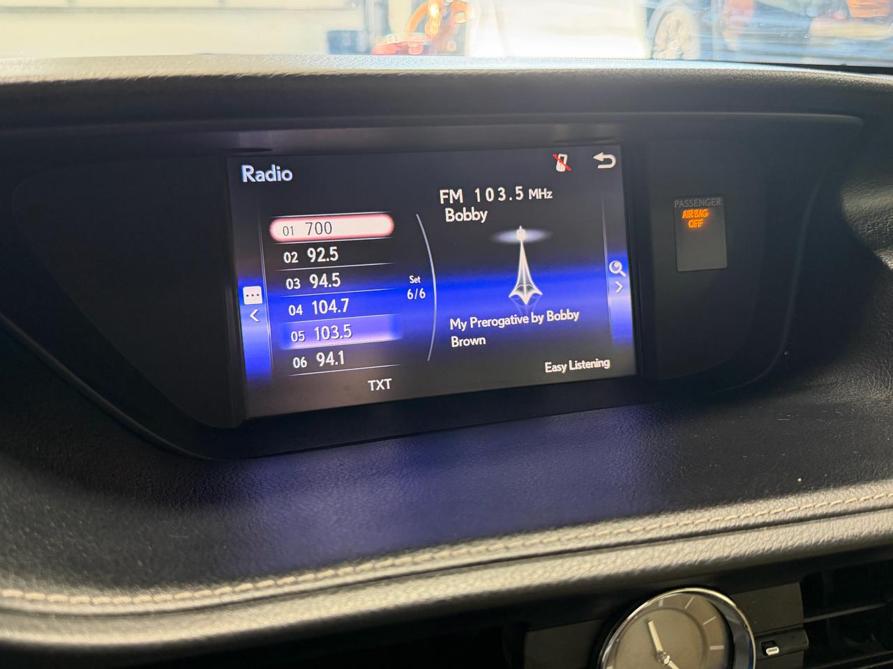 Lexus ES 350 4dr Sdn 2015