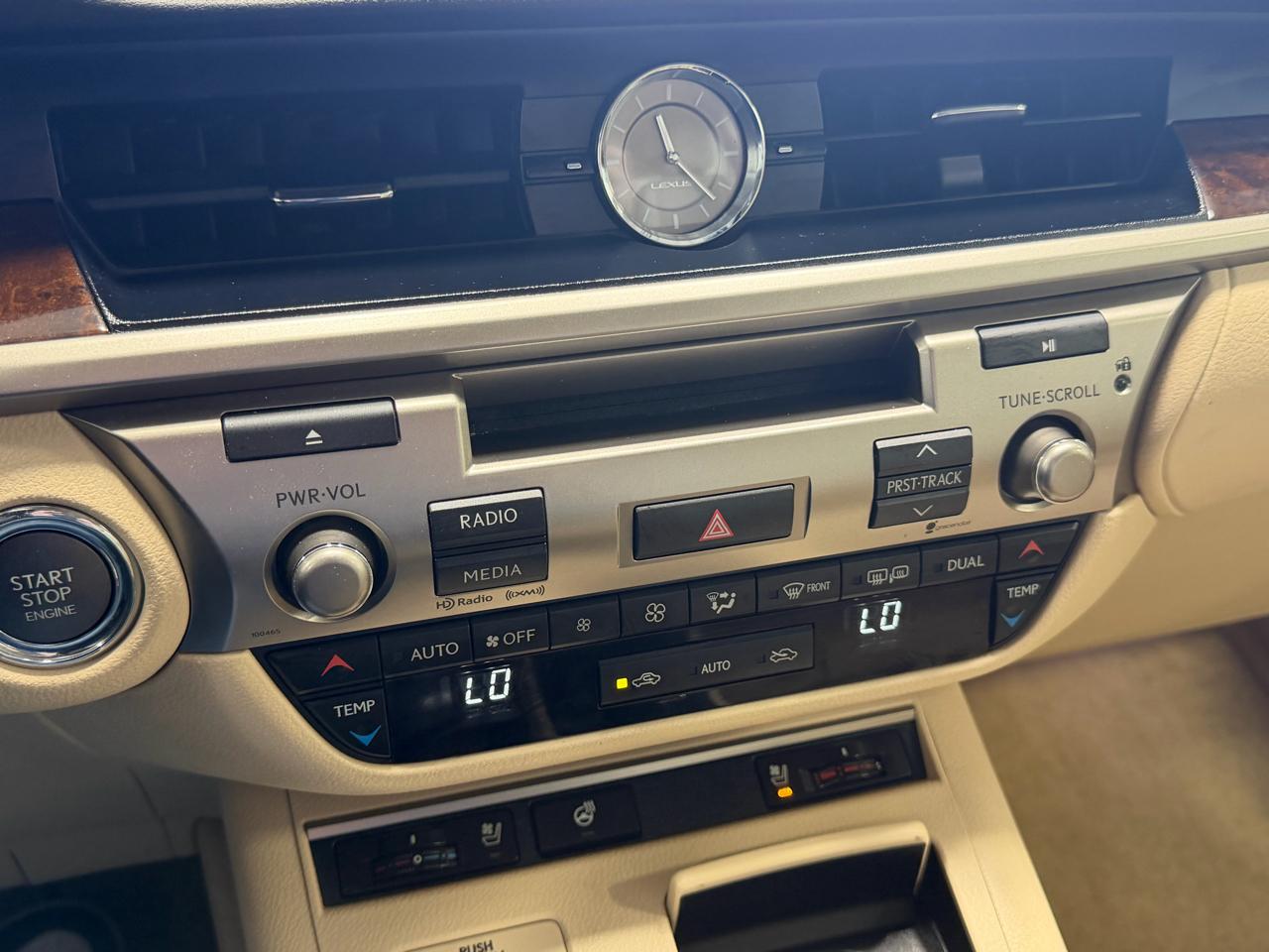 Lexus ES 350 4dr Sdn 2015