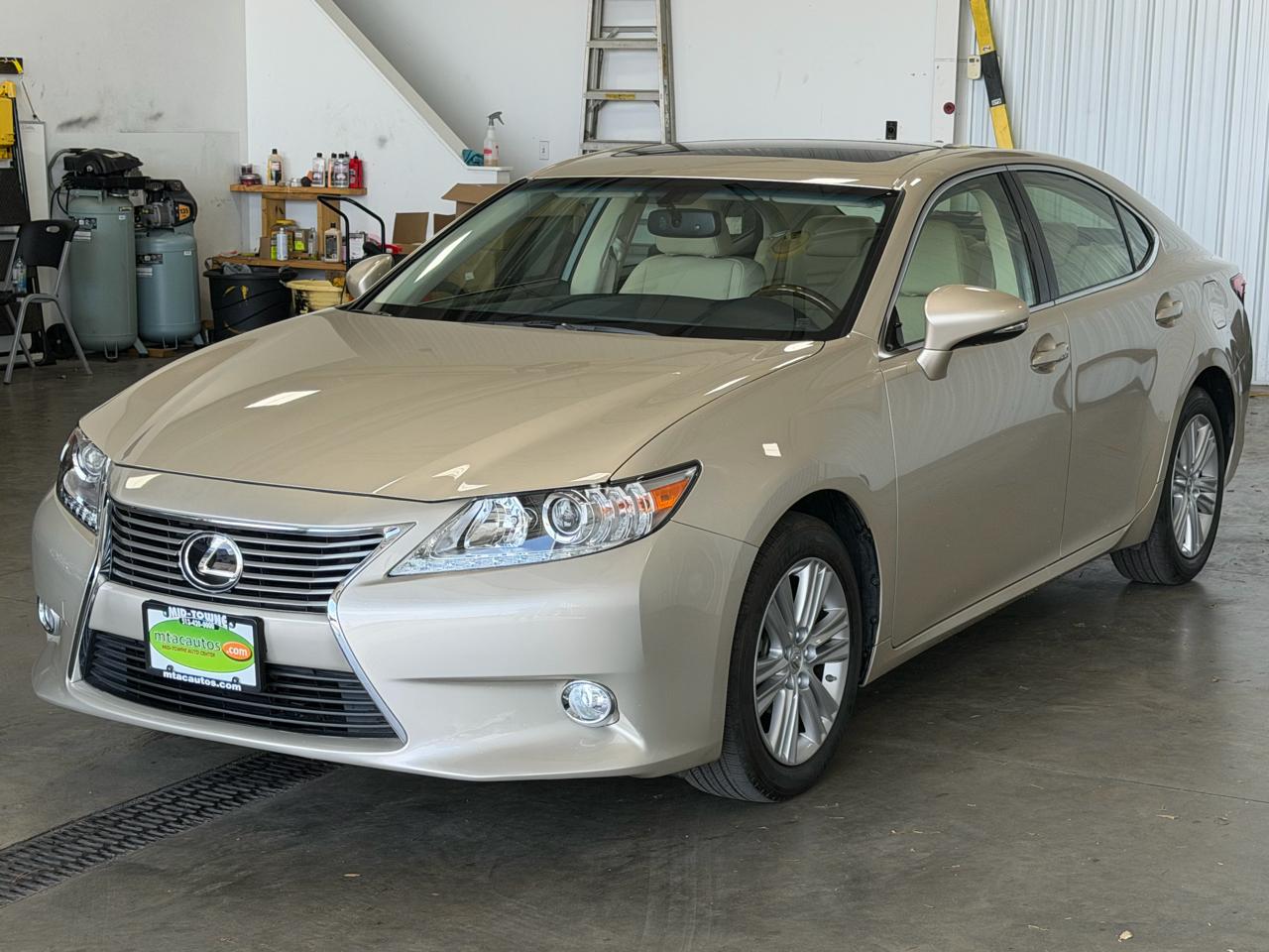 Lexus ES 350 4dr Sdn 2015