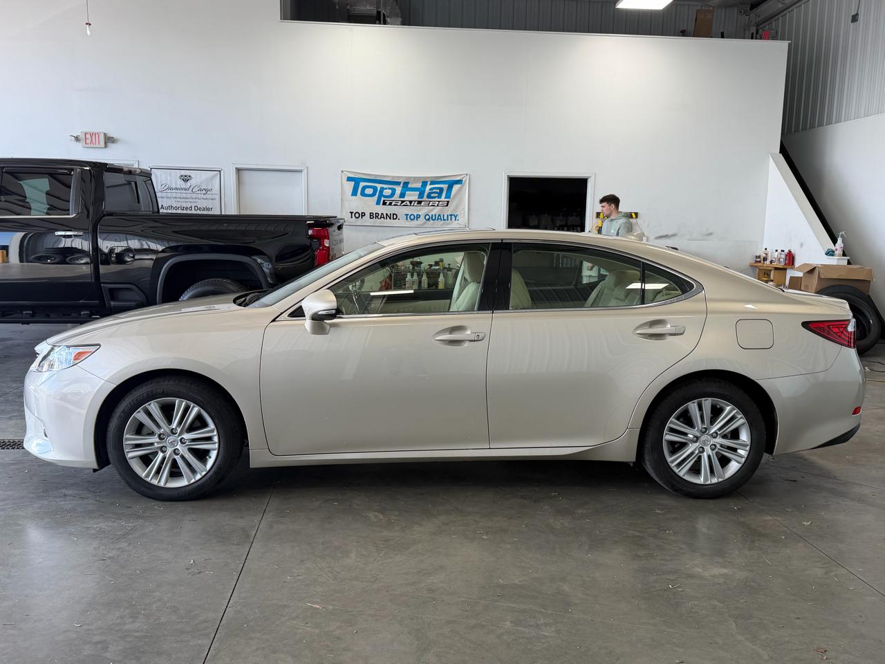 Lexus ES 350 4dr Sdn 2015