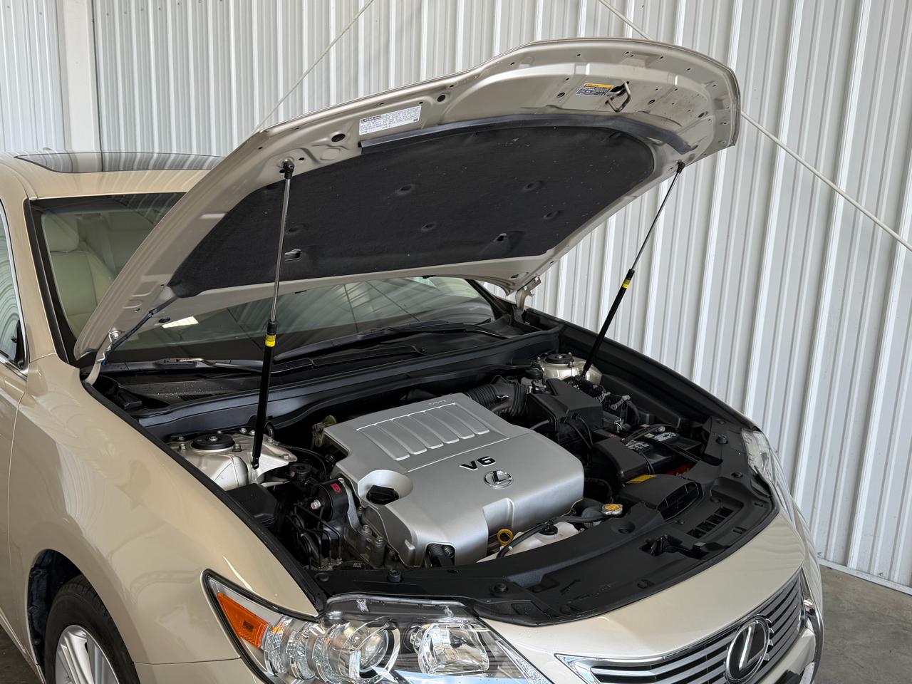 Lexus ES 350 4dr Sdn 2015