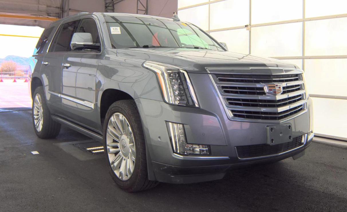 Cadillac Escalade 4WD 4dr Platinum 2019