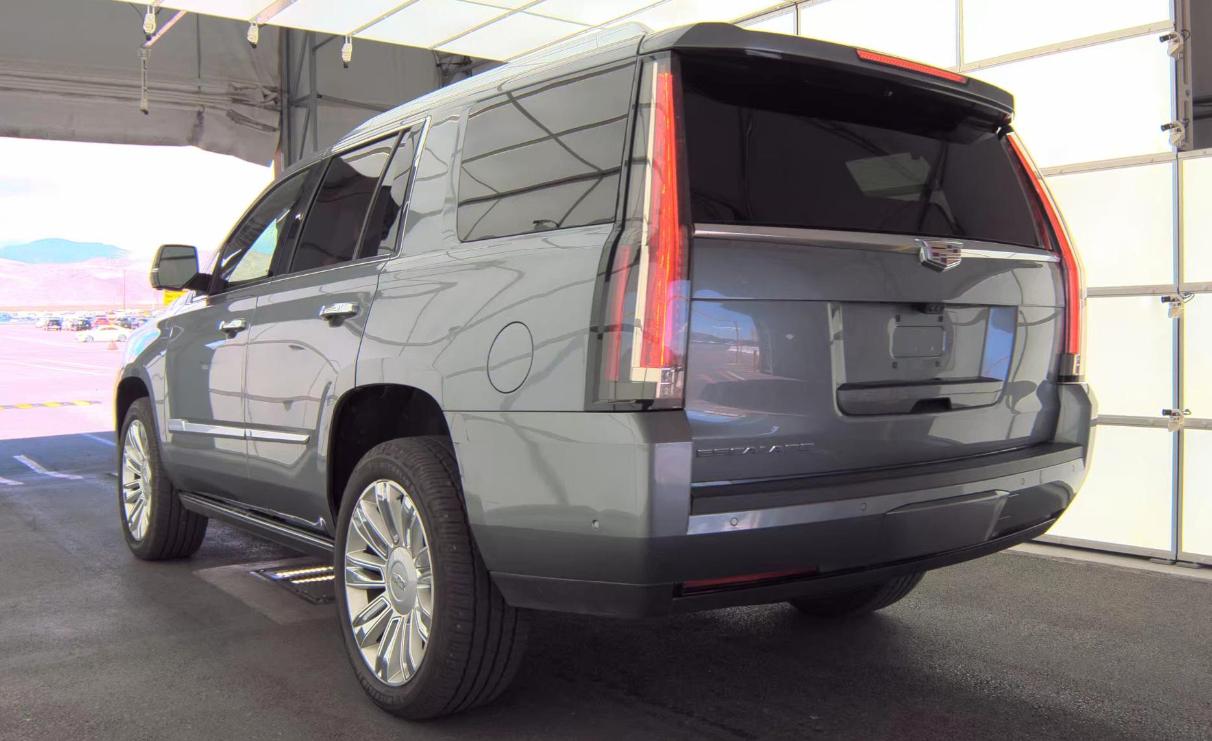 Cadillac Escalade 4WD 4dr Platinum 2019
