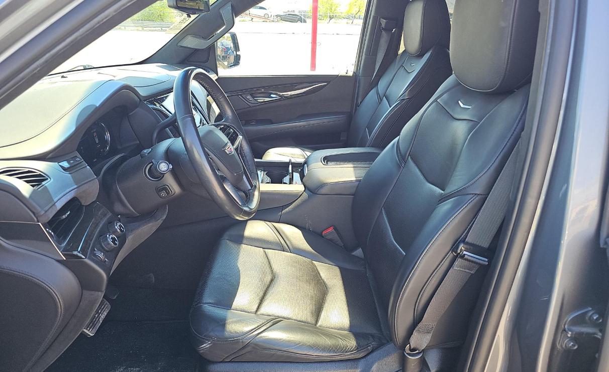 Cadillac Escalade 4WD 4dr Platinum 2019