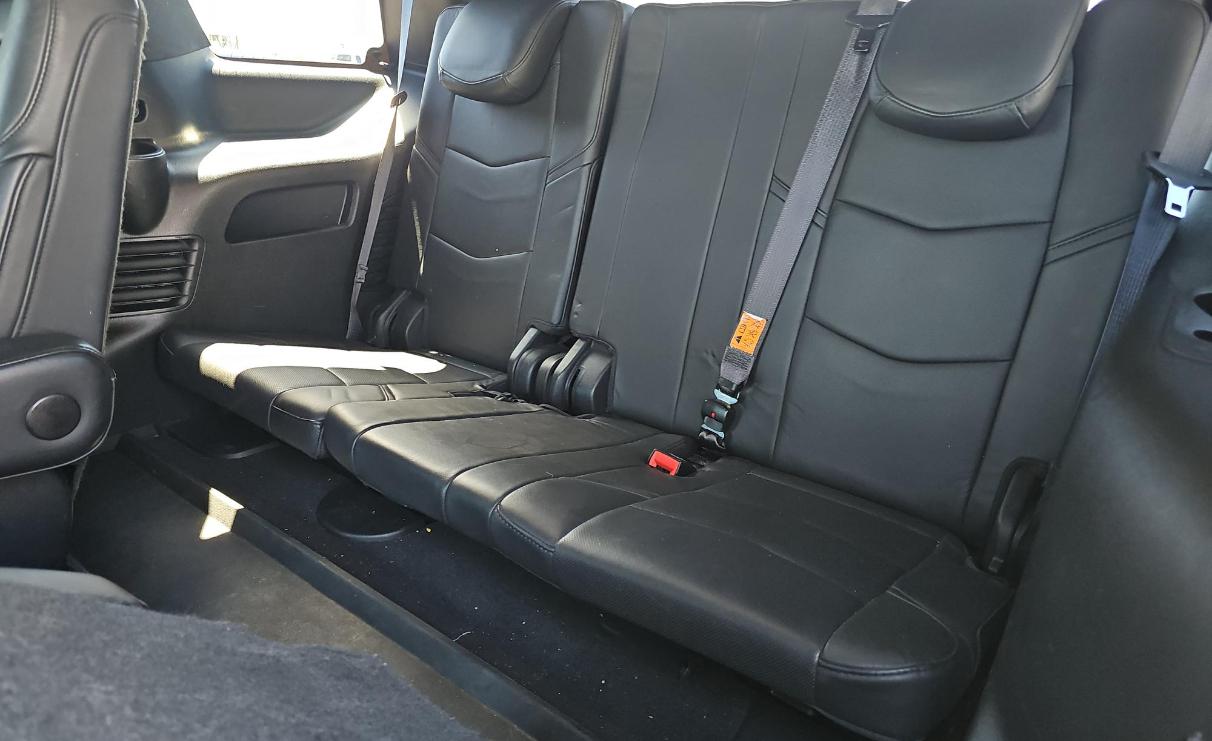 Cadillac Escalade 4WD 4dr Platinum 2019