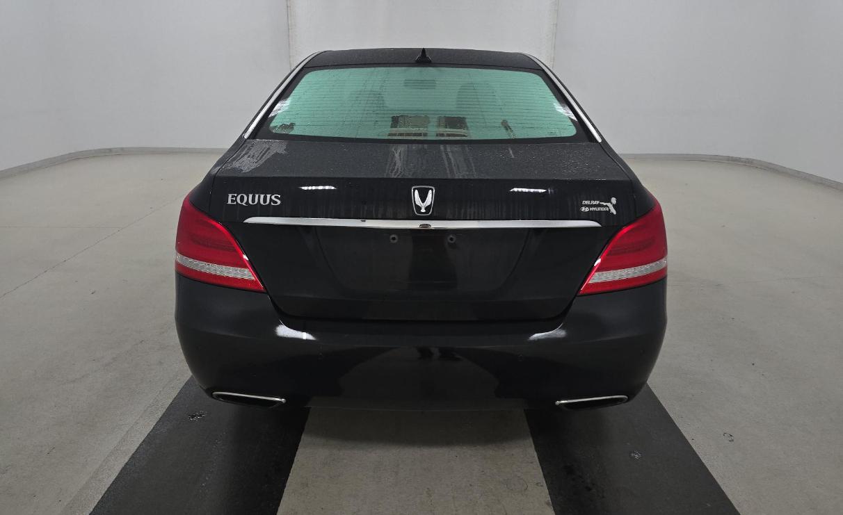 Hyundai Equus 4dr Sdn Signature 2016