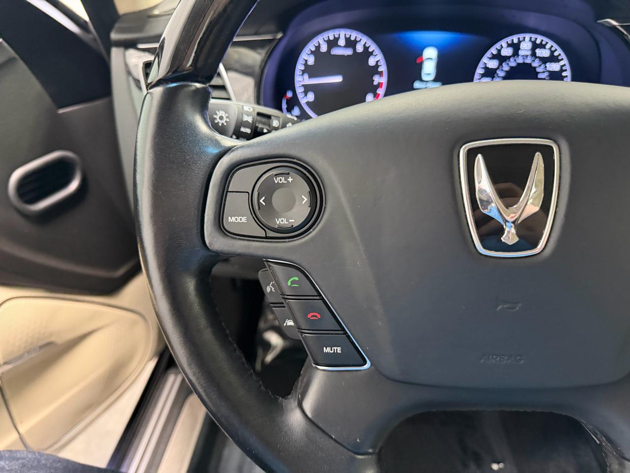 Hyundai Equus 4dr Sdn Signature 2016