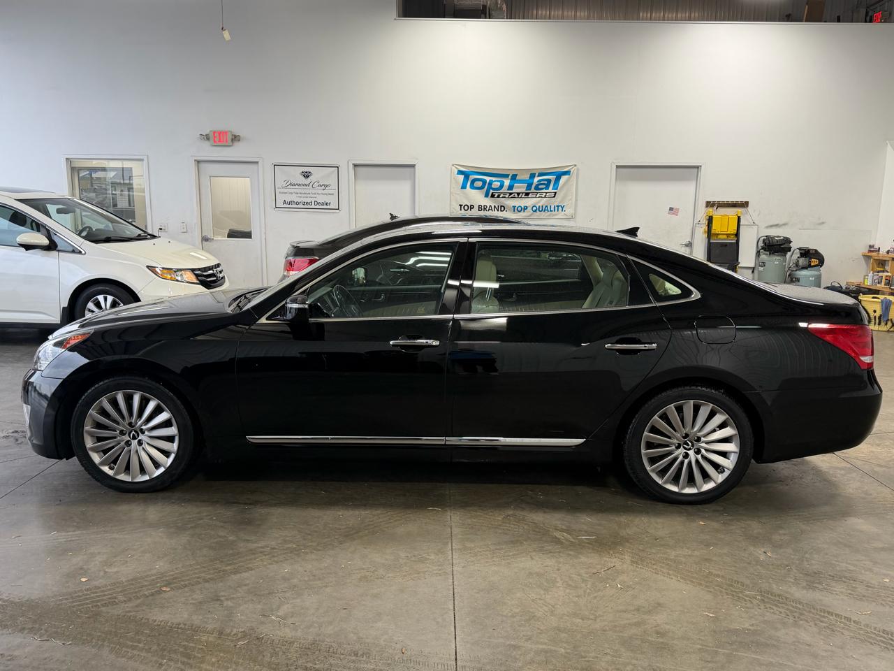 Hyundai Equus 4dr Sdn Signature 2016