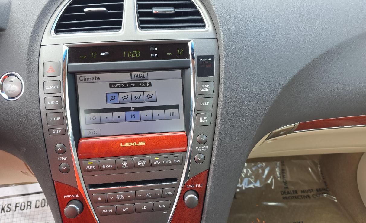 Lexus ES 350 4dr Sdn 2011