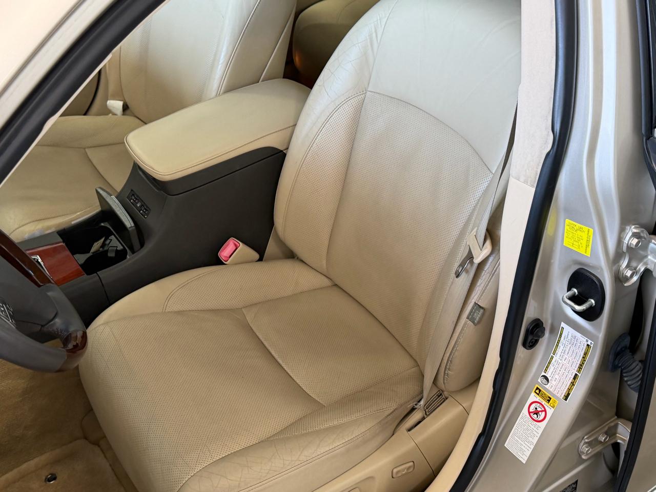 Lexus ES 350 4dr Sdn 2011