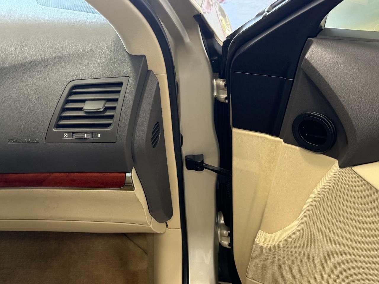 Lexus ES 350 4dr Sdn 2011