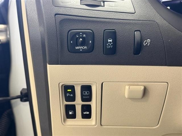 Lexus ES 350 4dr Sdn 2011