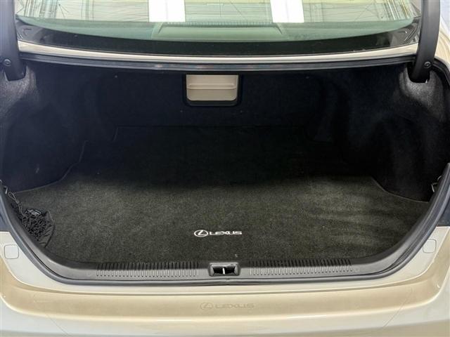 Lexus ES 350 4dr Sdn 2011