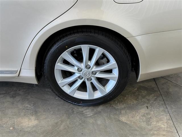 Lexus ES 350 4dr Sdn 2011