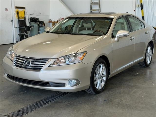 Lexus ES 350 4dr Sdn 2011