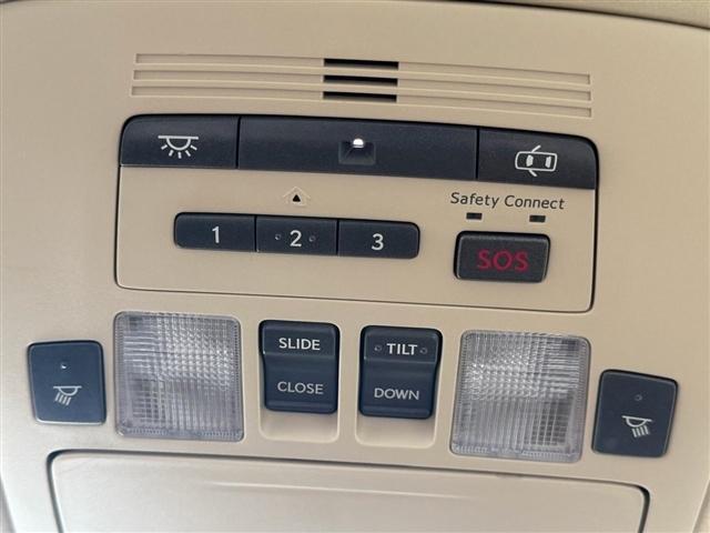 Lexus ES 350 4dr Sdn 2011
