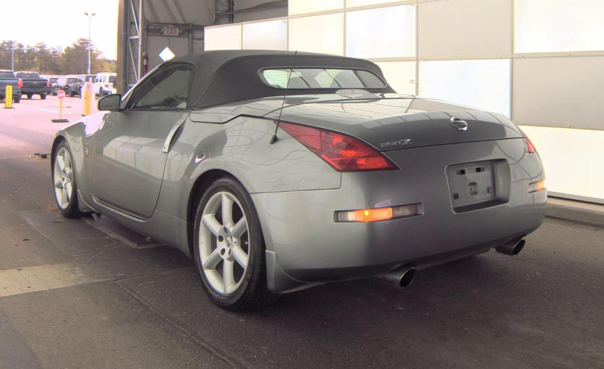 Nissan 350Z 2dr Roadster Touring Manual 2004