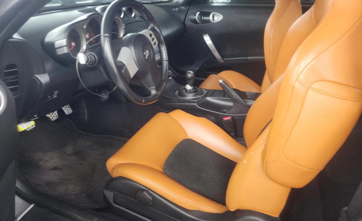 Nissan 350Z 2dr Roadster Touring Manual 2004