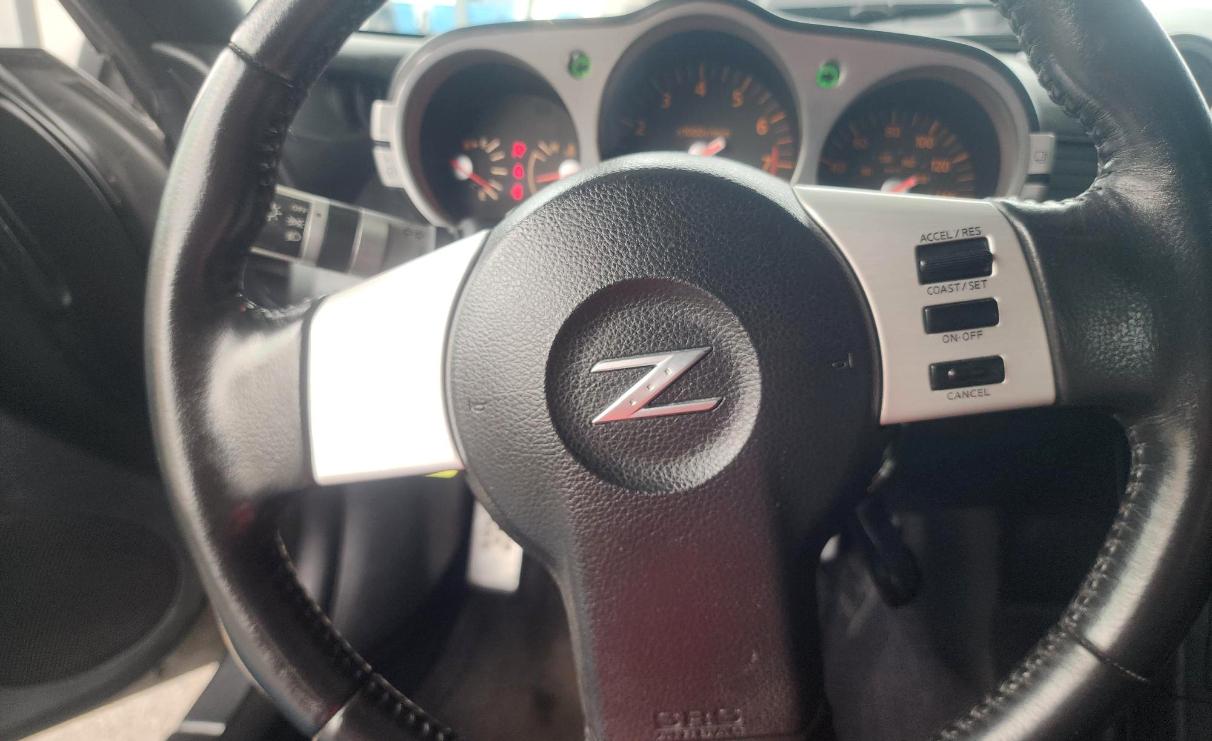 Nissan 350Z 2dr Roadster Touring Manual 2004