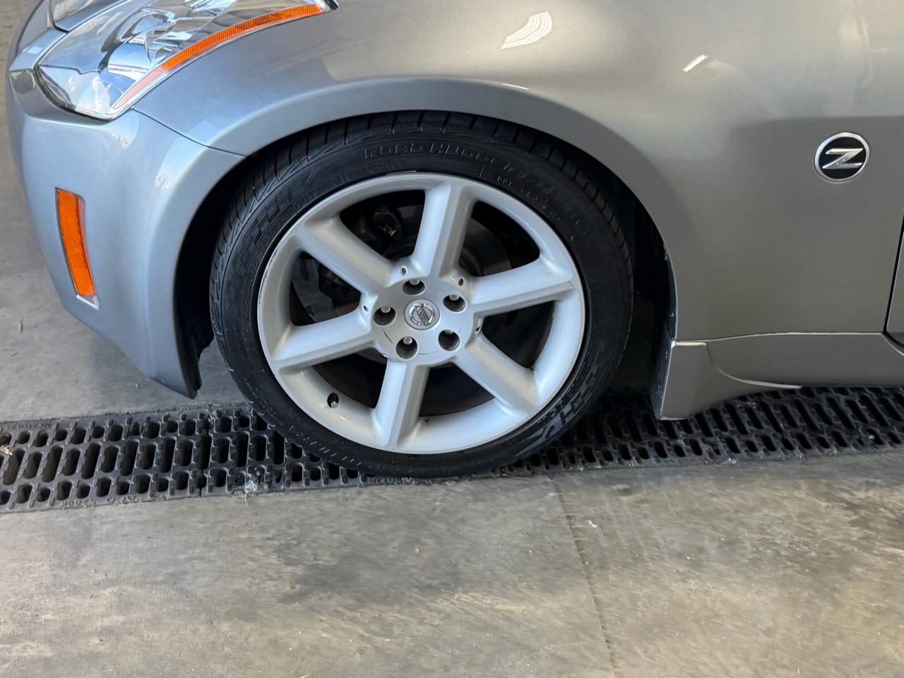 Nissan 350Z 2dr Roadster Touring Manual 2004