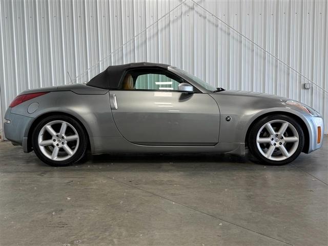 Nissan 350Z 2dr Roadster Touring Manual 2004