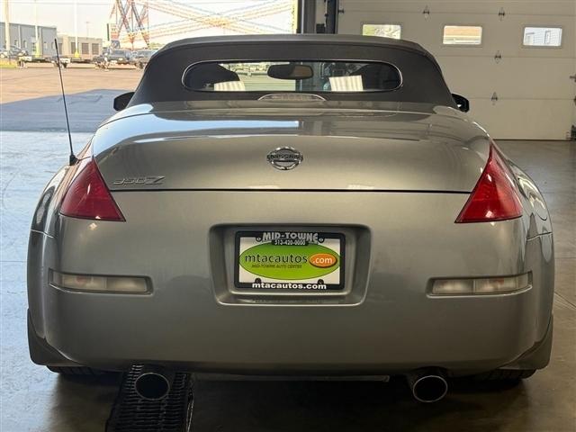 Nissan 350Z 2dr Roadster Touring Manual 2004
